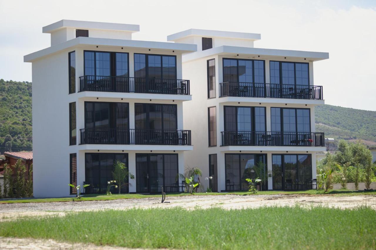 Posh Villas Rrogozhine Kültér fotó