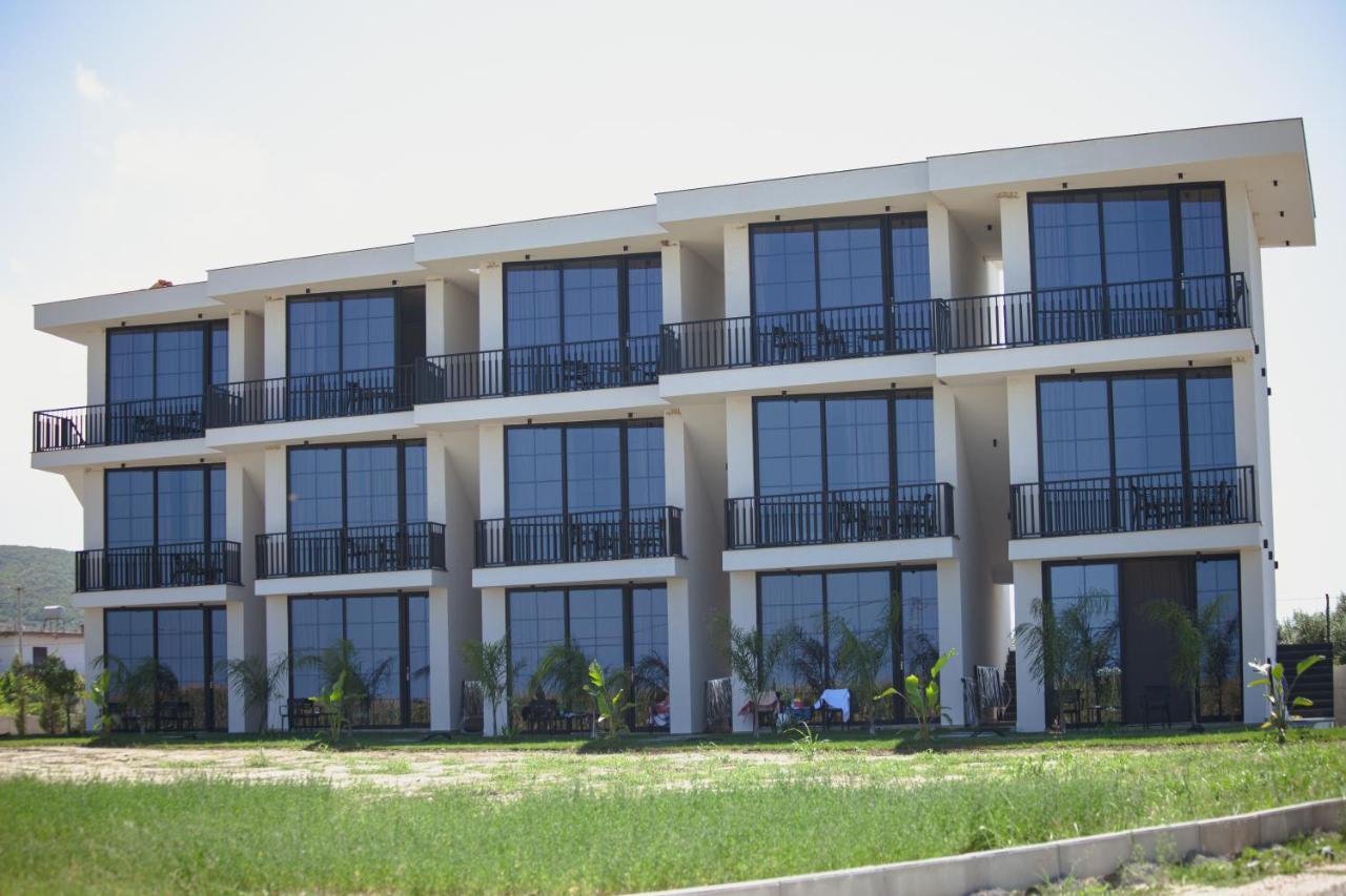 Posh Villas Rrogozhine Kültér fotó