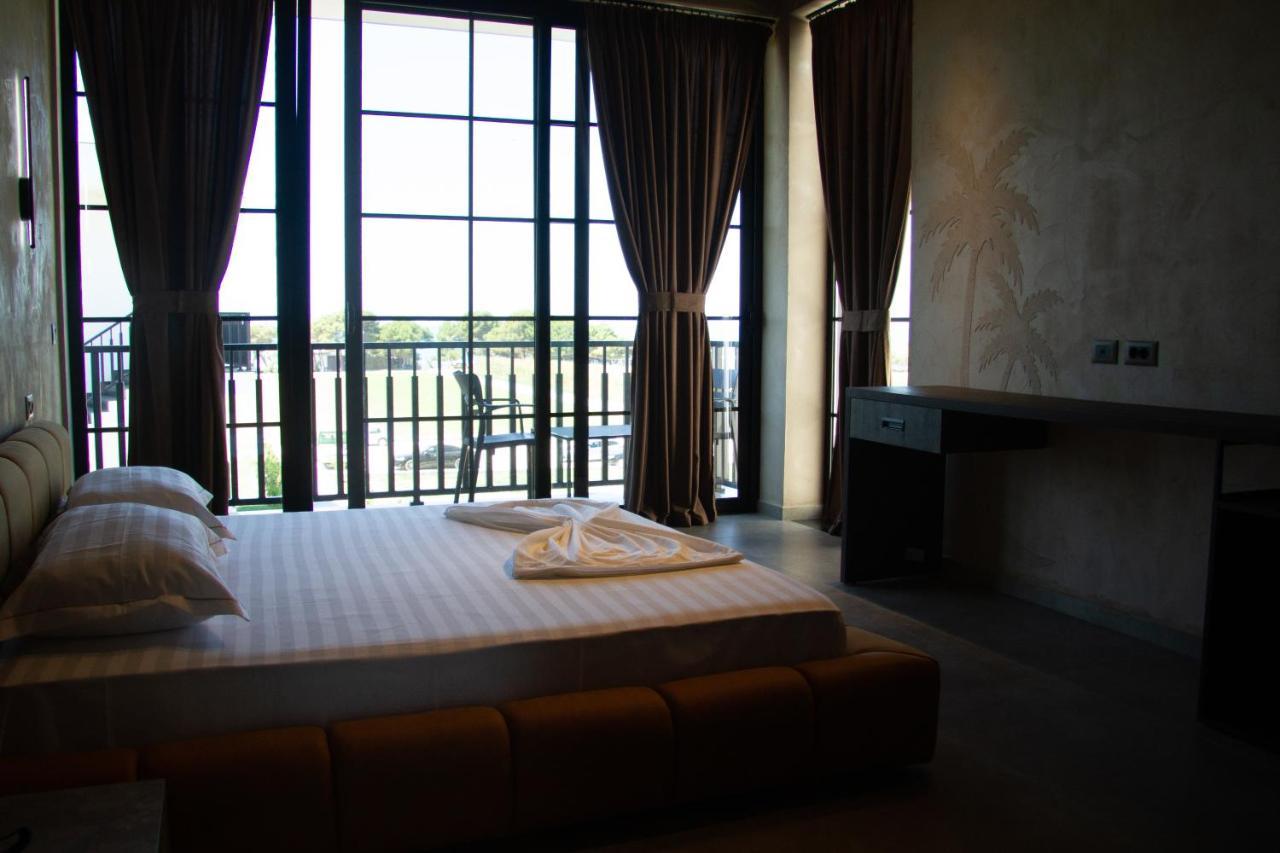 Posh Villas Rrogozhine Kültér fotó