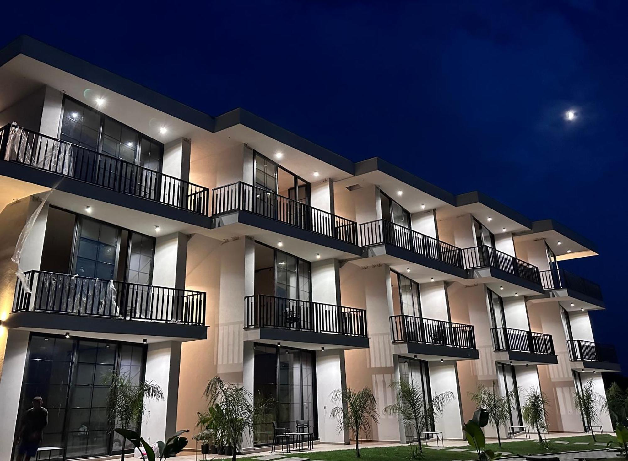 Posh Villas Rrogozhine Kültér fotó