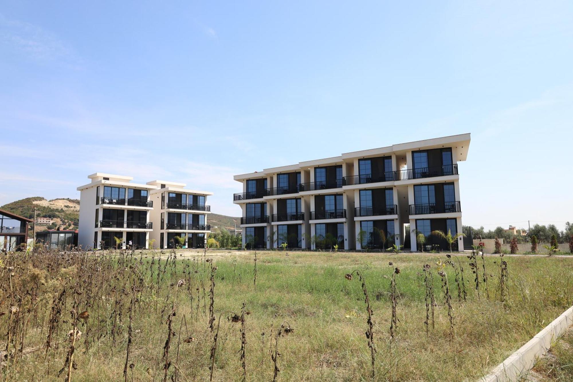 Posh Villas Rrogozhine Kültér fotó