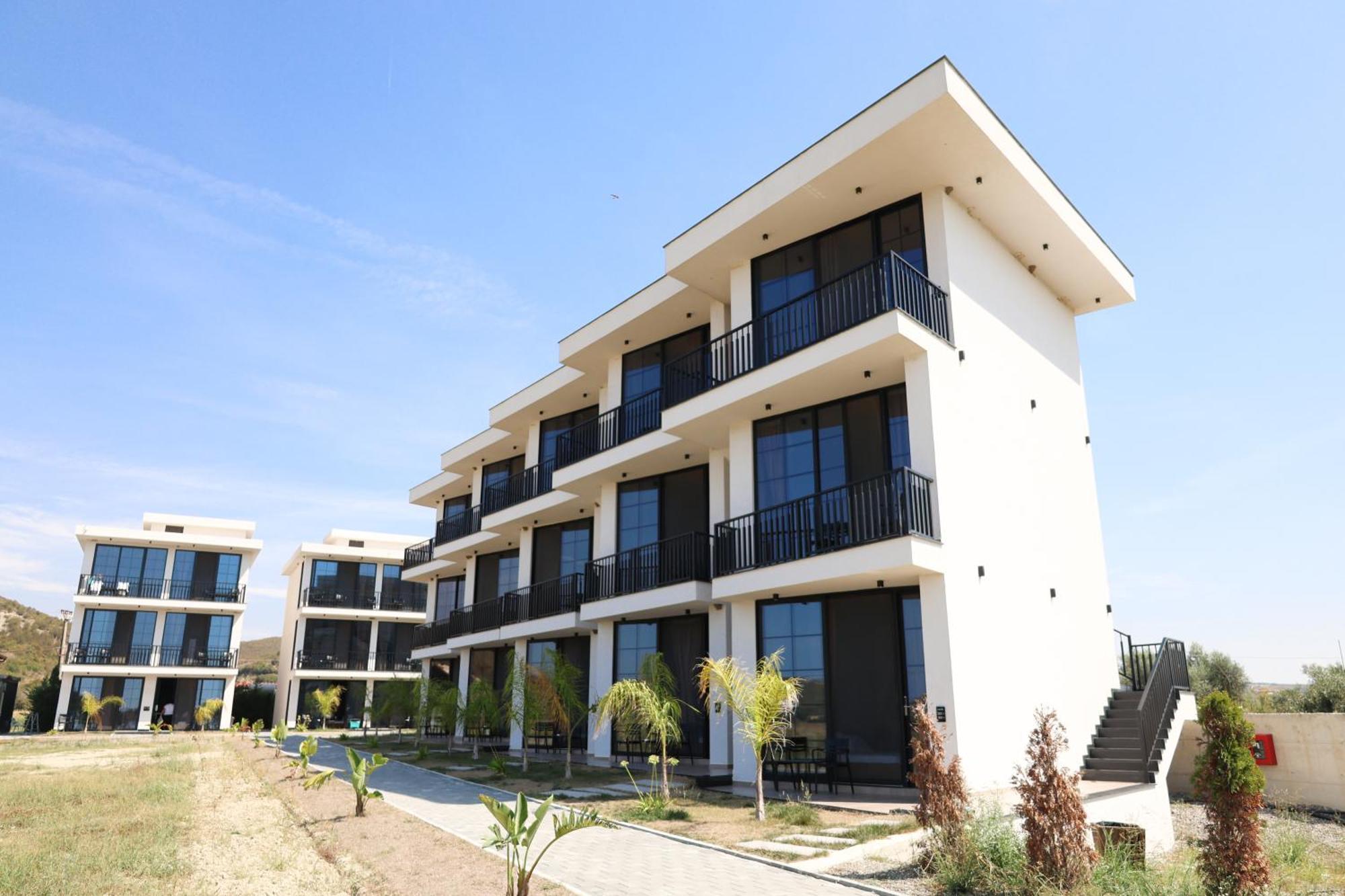 Posh Villas Rrogozhine Kültér fotó